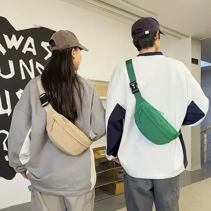 Sac de poitrine demi-lune pour femmes