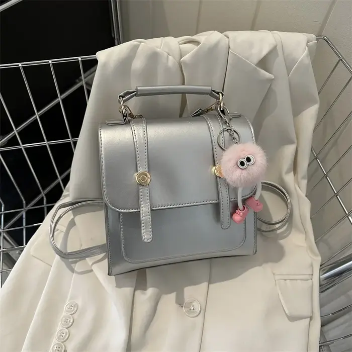 Nouveau sac à dos à double épaule à la mode pour femmes, sac à main simple et décontracté à une épau
