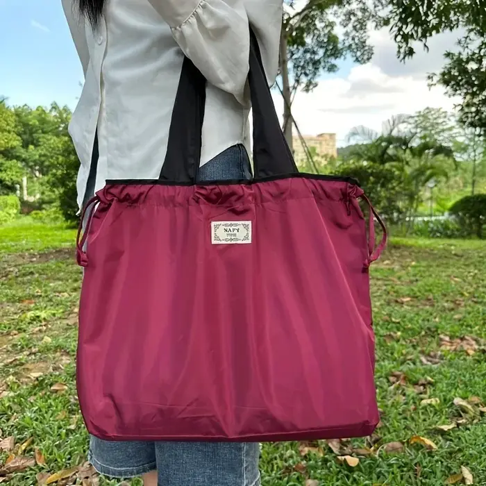 Sac fourre-tout pliable en nylon