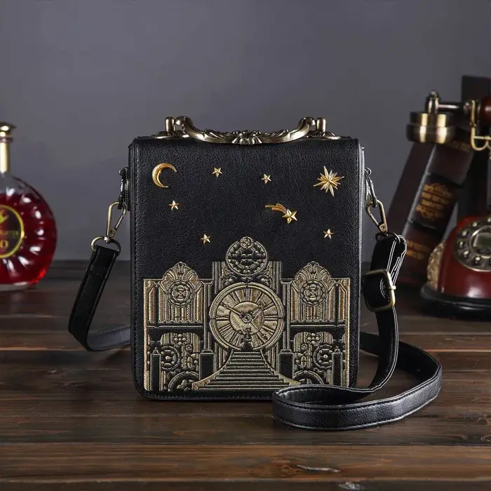 Le nouveau sac créatif pour femme est un sac à bandoulière rétro à main avec une véritable horloge et un petit sac carré brodé