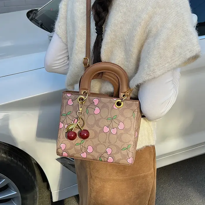 Nouveau Sac Bandoulière Portable à Motif Cerise 2026 pour Femme, Sac Fourre-tout et Sac Seau Tendanc