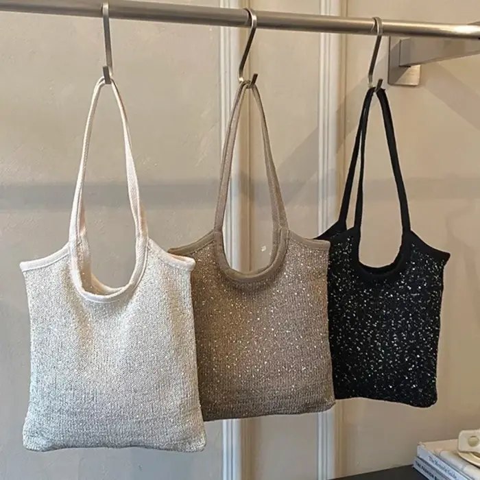 Sac à bandoulière en sequins et strass