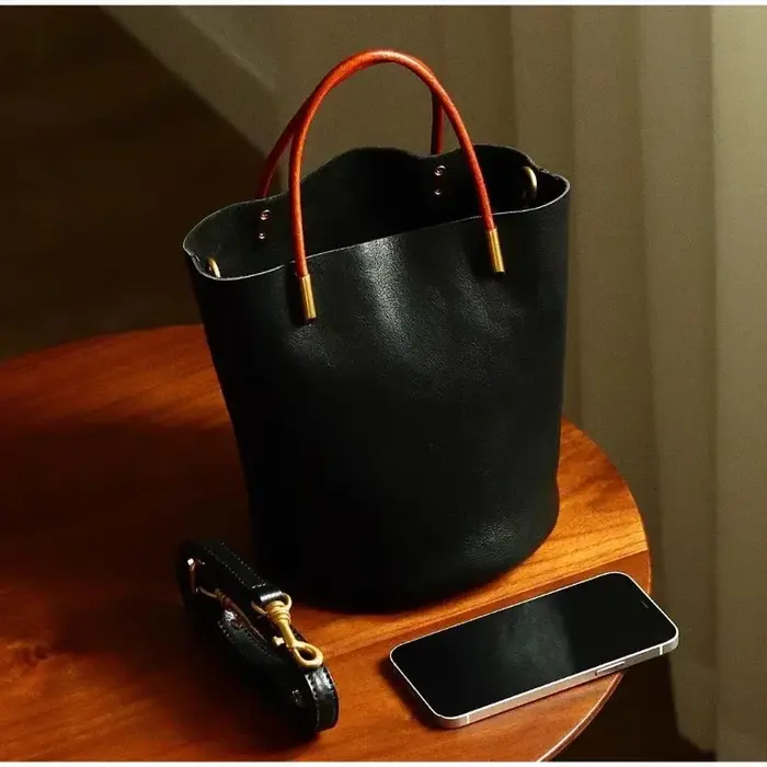 Sac seau en cuir vert de luxe de marque