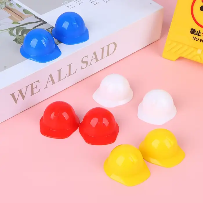 Mini casque de sécurité l'inventaire pour maison de courses