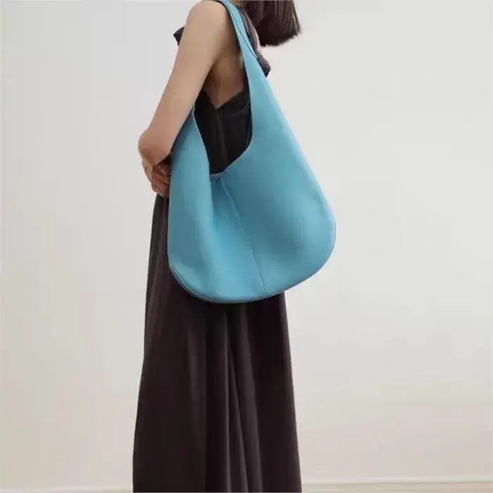 Sac seau bleu à la mode pour femmes