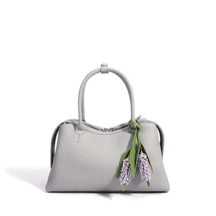 Nouveau Sac Boston Luxueux Tendance 2026 Grande Capacité Sac à Main de Navettage en Cuir Véritable pour Femme avec Décorations Suspendues