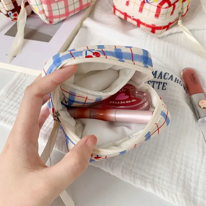 Petite pochette à cosmétiques pour sac à main