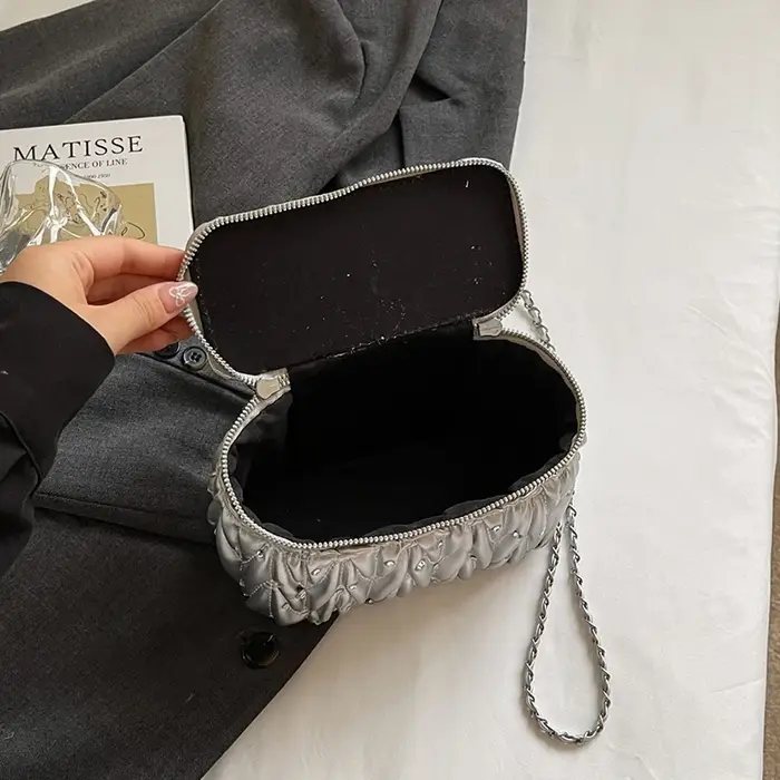 Argent bolsa feminina mode matelassé sac à bandoulière tendance Mini petite boîte rouge à lèvres pochette fermeture