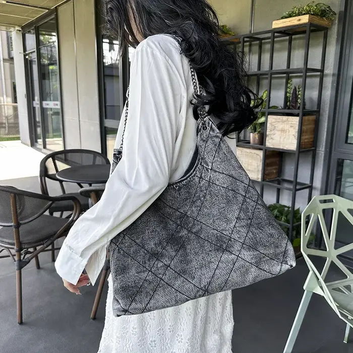 Sac à bandoulière motif Lingge pour femmes