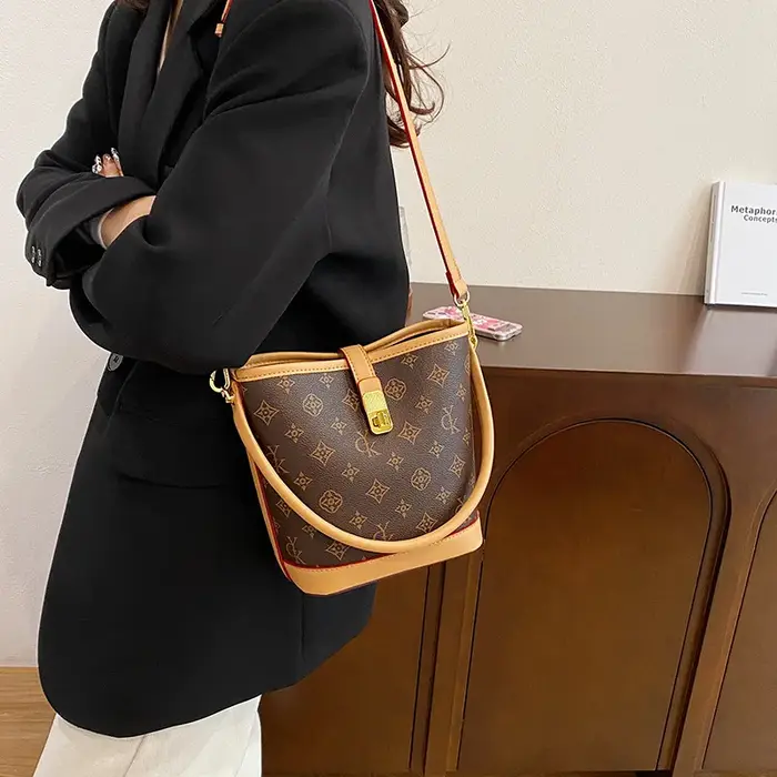 Sac seau à imprimé floral tendance pour femmes