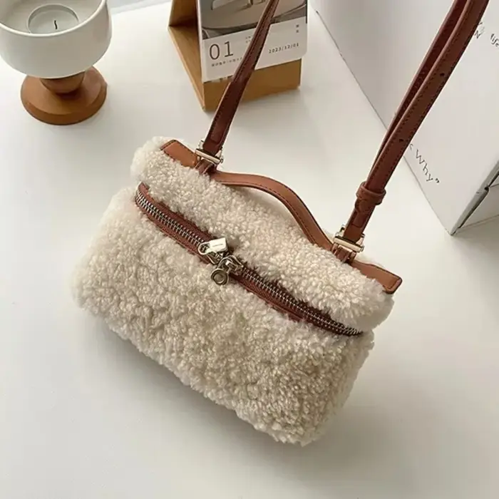 Sac à main en velours de fourrure d'agneau pour femmes