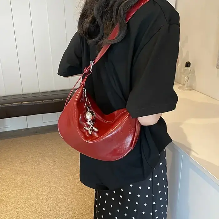 Sac à main souple et polyvalent en PU