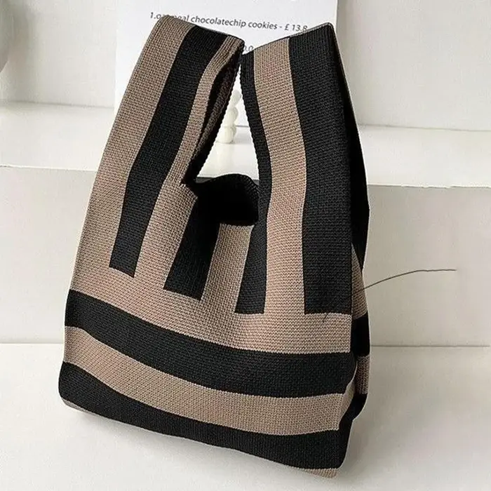 Sac à main en tricot fait à la main pour femme