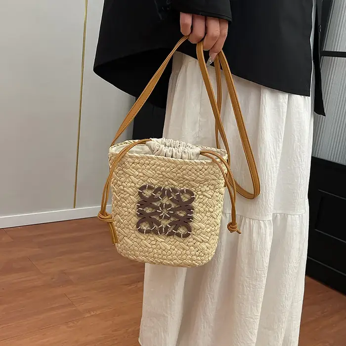 Nouveau Sac Fourre-tout en Rotin Style Français 2026, Sac à Bandoulière de Plage Tressé à la Main, S