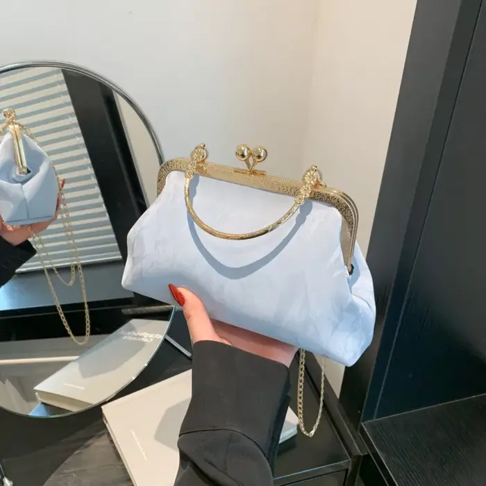 Sac à main de soirée en velours doré pour femme