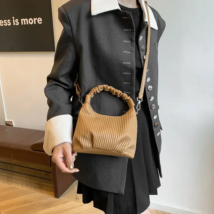 Sacs à main en cuir PU plissés pour femmes