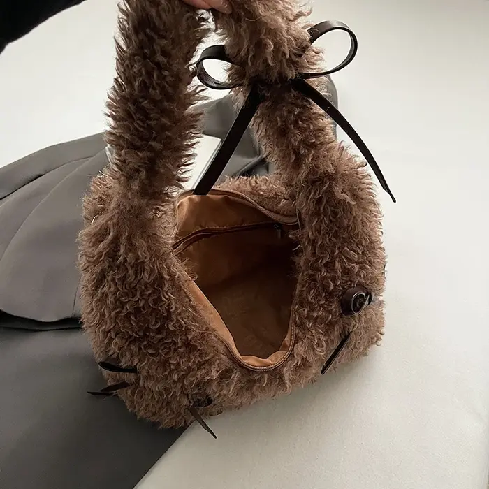 Sac à bandoulière en peluche tendance pour femmes