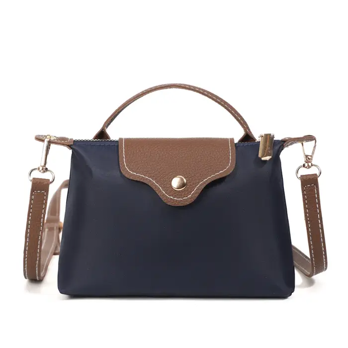 Sac à bandoulière tendance et à la mode, sac rétro à porter en travers du corps, petit sac carré sim