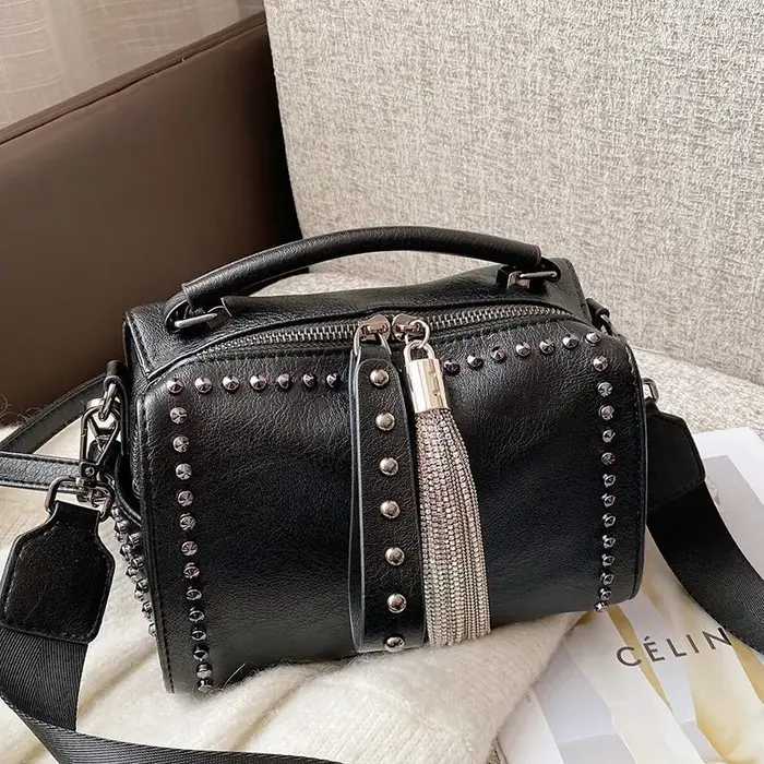 Sac à main de luxe pour femme avec rivets
