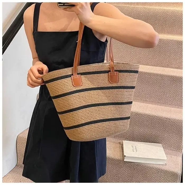 Sac à langer en cuir de luxe élégant