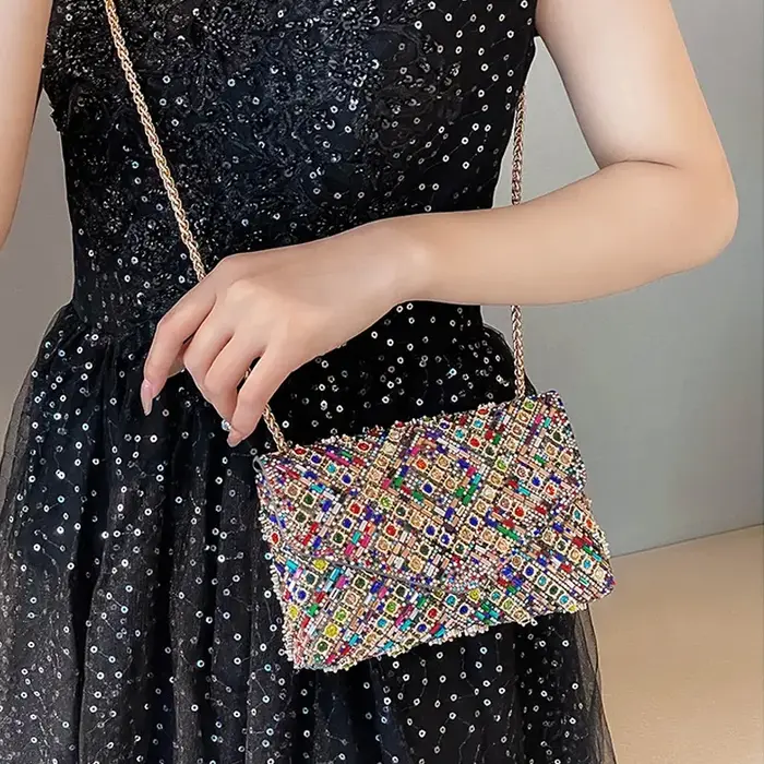 Strass soirée pochette 2025 diamant femmes Banquet fête de mariage mode messager sac à main chaîne petit sac à bandoulière