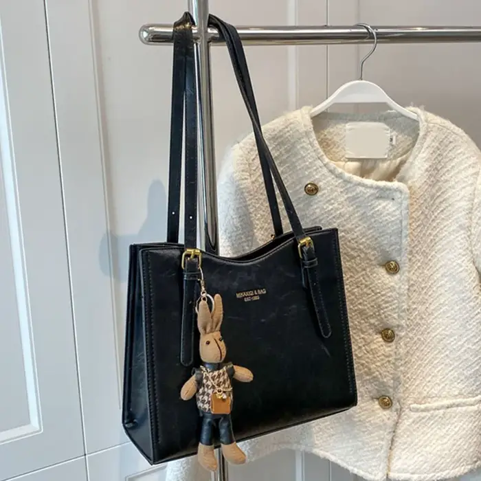 Sac à bandoulière vintage pour femme avec pendentif