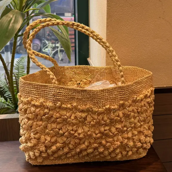 Nouveau sac à main en herbe de lafite tressé à la main grande capacité