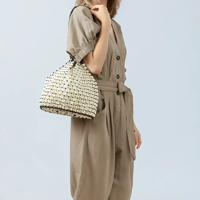 Sac à main en perles de bois tissé à la main pour femmes