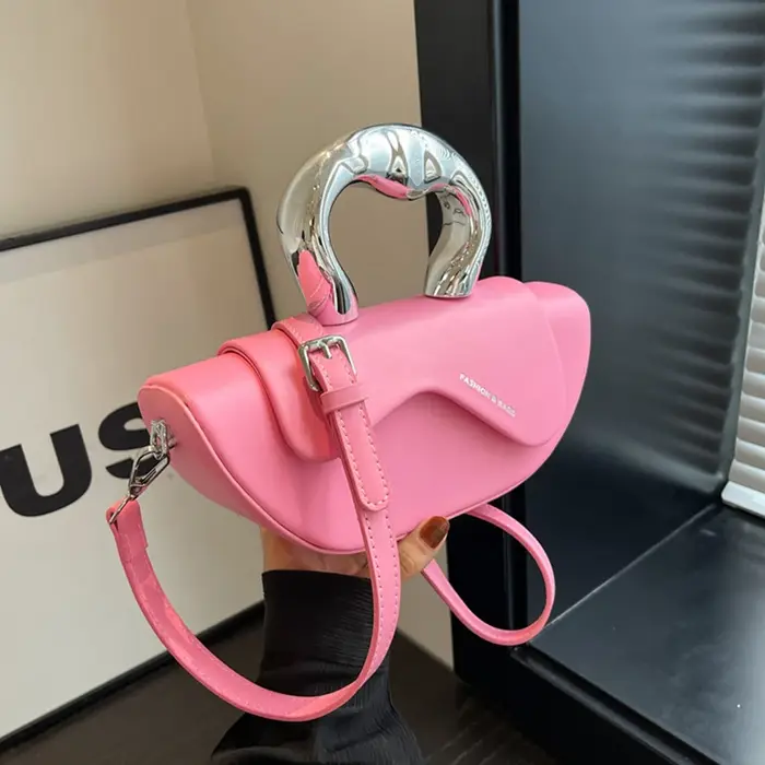 Klein bleu sacs à bandoulière pour femmes de luxe concepteur sac de selle de haute qualité en cuir Pu sac à main dame sac argent poignée courte fourre-tout