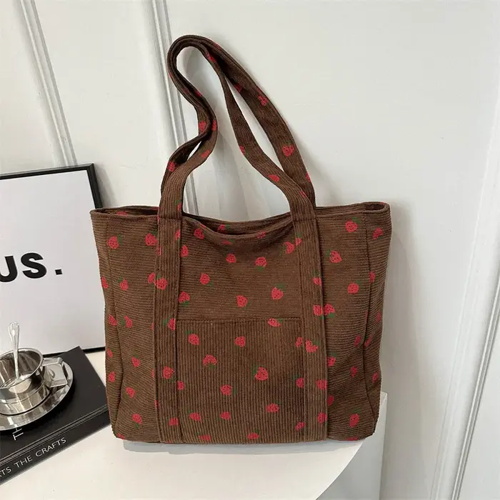 Sac à main en velours côtelé pour femmes, sac de plage aux fraises, sac à bandoulière polyvalent à l