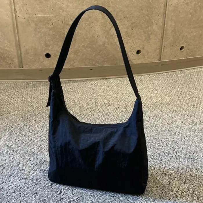 Sac à bandoulière à carreaux de créateur