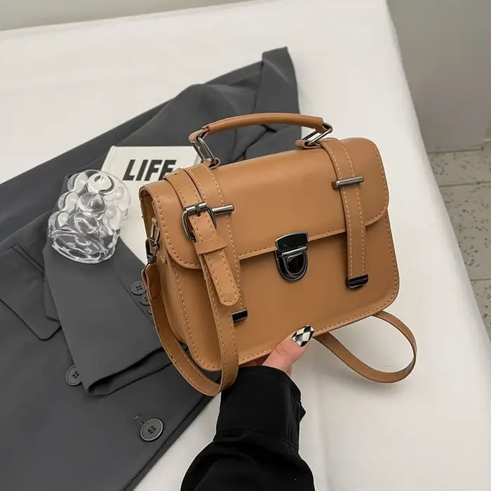 Filles cent rétro petit sac carré étudiantes Simple bandoulière collège Style épaule sac à main en métal serrure boucle décoration