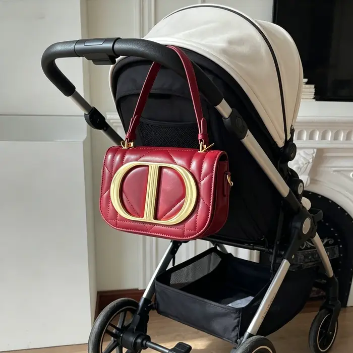 Sac à main élégant de style parisien pour femme