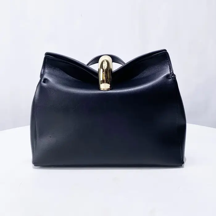 Boucle en métal décoration fourre-tout sacs à poignée supérieure pour femmes sac à main et sac à mai