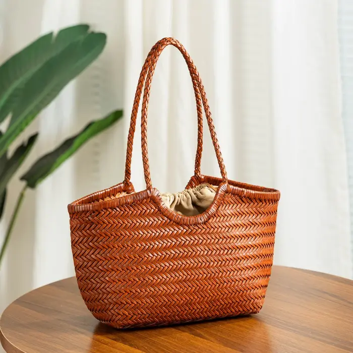 Sac fourre-tout tissé en cuir véritable pour femme