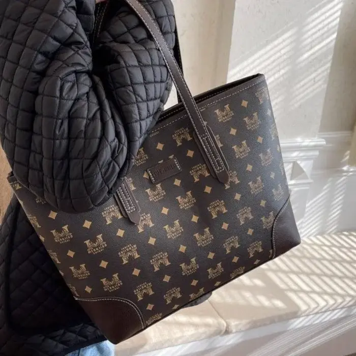 Sac à langer élégant en cuir simple pour femme