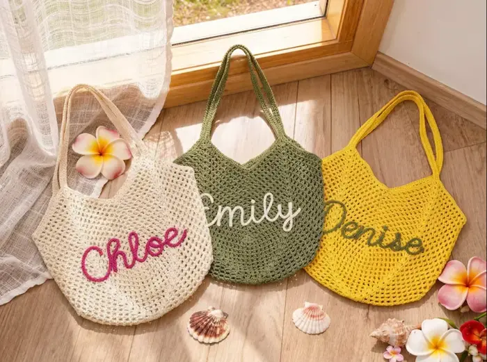 Sac de plage en crochet fait main avec broderie personnalisée du nom