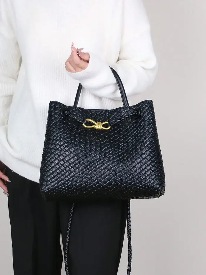 2025 mode européenne et américaine nouveau sac à main rétro design de niche boucle de corde en métal sac