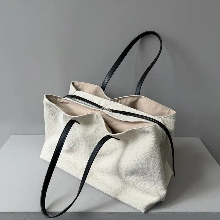 Toile de lin épissée Sac fourre-tout surdimensionné en cuir de vachette de première qualité