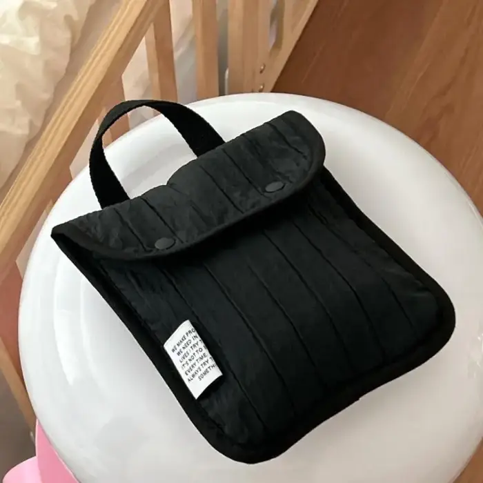 Mini sac matelassé en nylon minimaliste