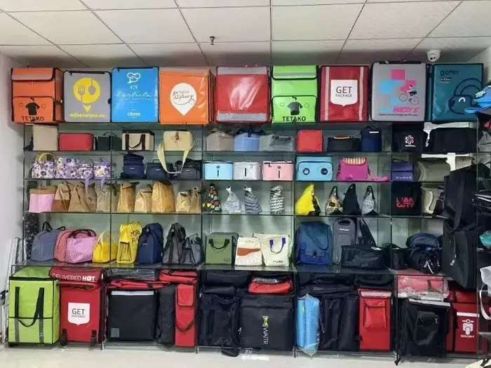 Sac à langer de luxe en cuir uni pour femme