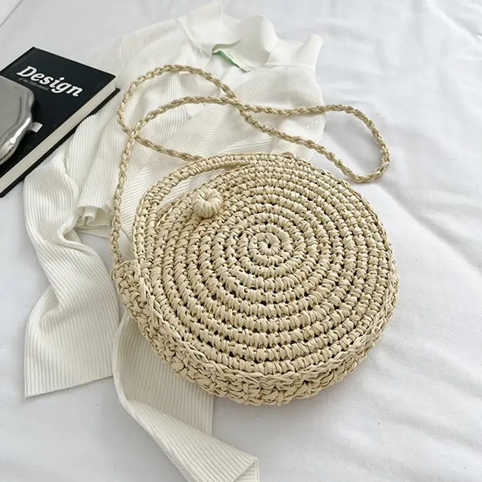Sac à bandoulière rond en paille tissé à la main pour femmes