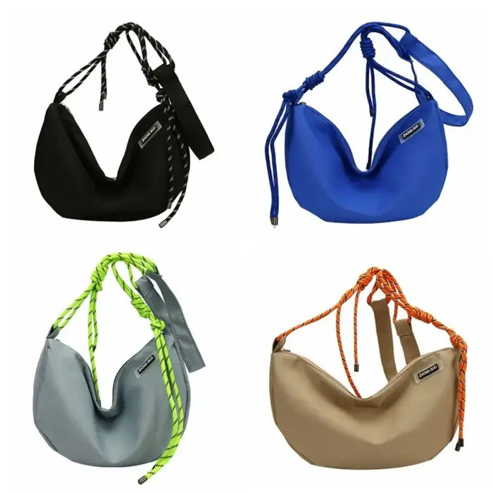 Sac bandoulière demi-lune en nylon
