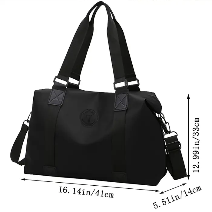 Sac de sport Chic avec emblème et détails pour les voyages quotidiens