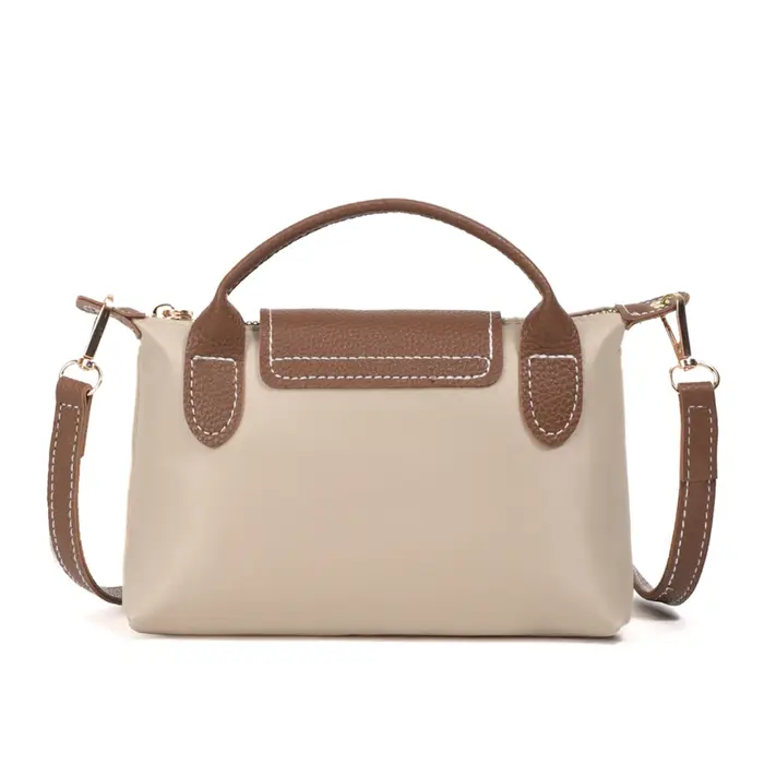 Sac à bandoulière tendance et à la mode