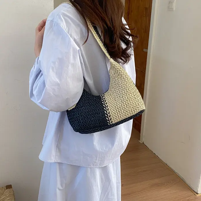 Sac à bandoulière tissé petit format pour femme