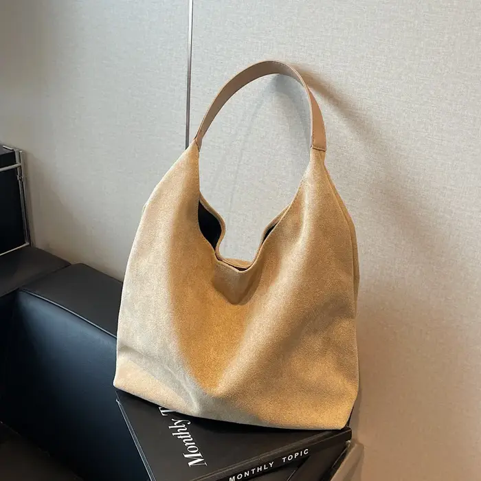 Sac fourre-tout en cuir souple marron de grande capacité pour femmes