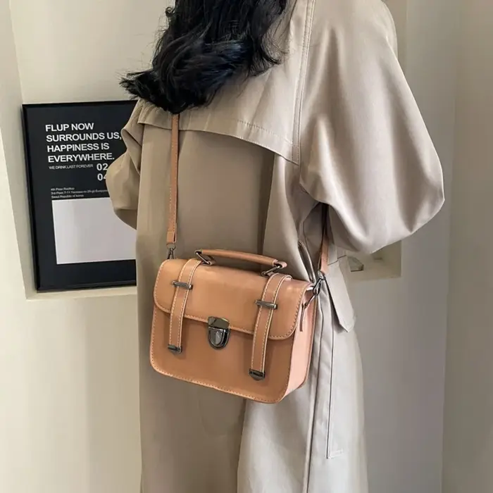Filles cent rétro petit sac carré étudiantes Simple bandoulière collège Style épaule sac à main en métal serrure boucle décoration