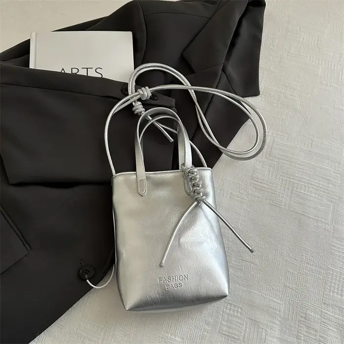 Femmes coréennes sac argent Mini petit sac carré Texture Vogue polyvalent sacs à bandoulière sac à b