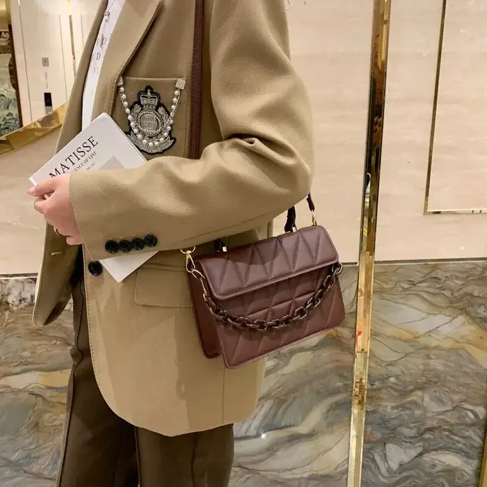 Petits sacs à main carrés à carreaux